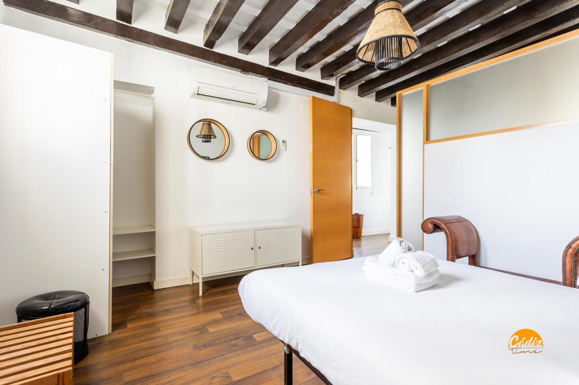 Diana De Columela By Cadiz Time Apartment Ngoại thất bức ảnh